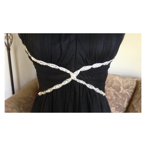 Betsy & Adam Black Formal Halter Dress - Picture 3 of 8